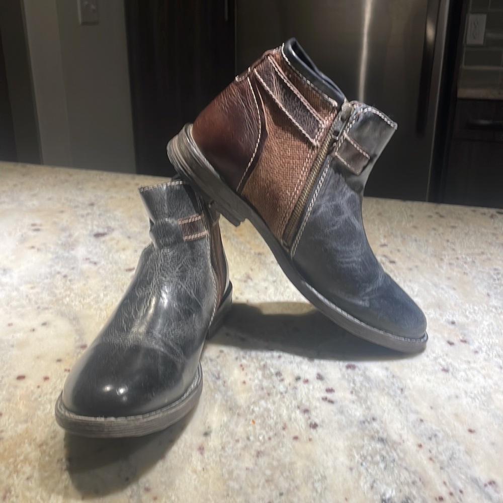 Bed Stu size 10 men boots
